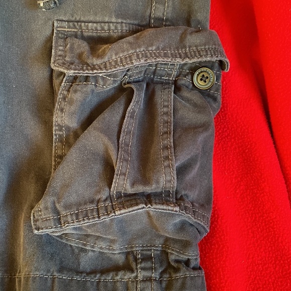 Aeropostale Not worn many times black cargo shorts size 28 - Picture 4 of 4